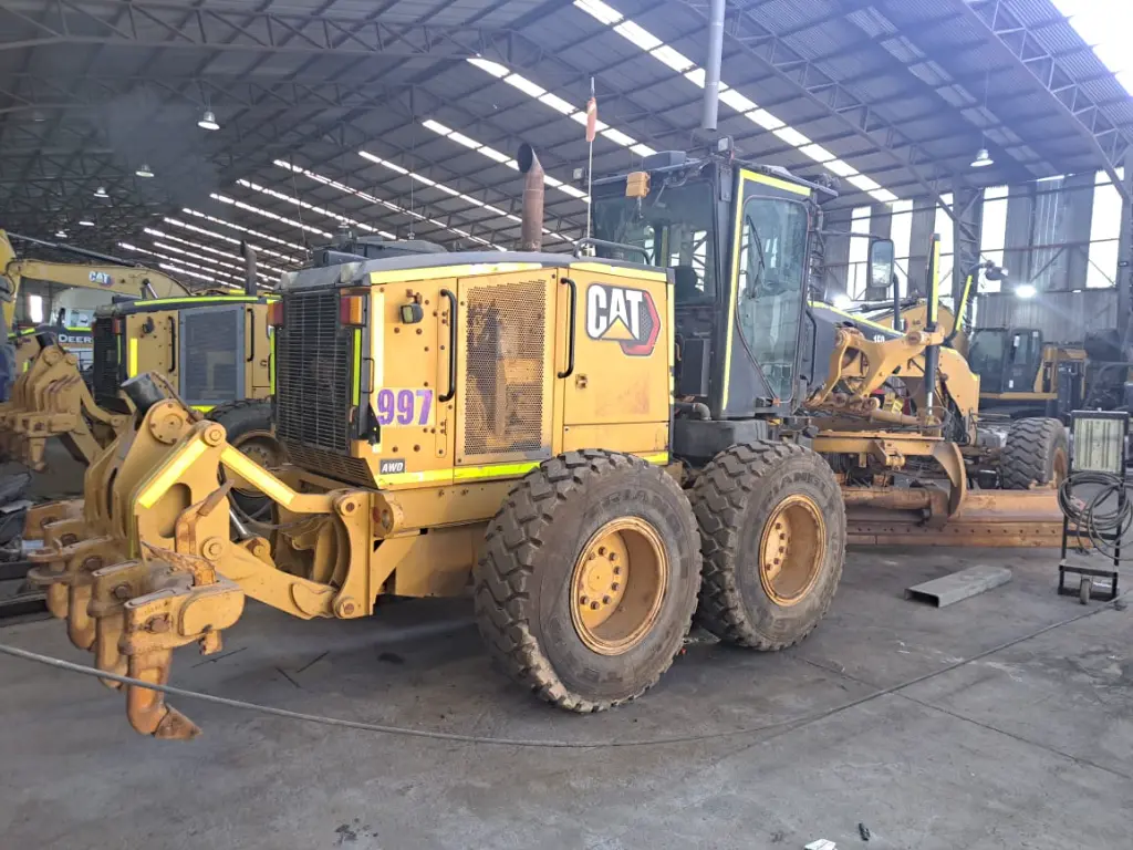 CAT 150 AWD AÑO 2020 10,149 HORAS