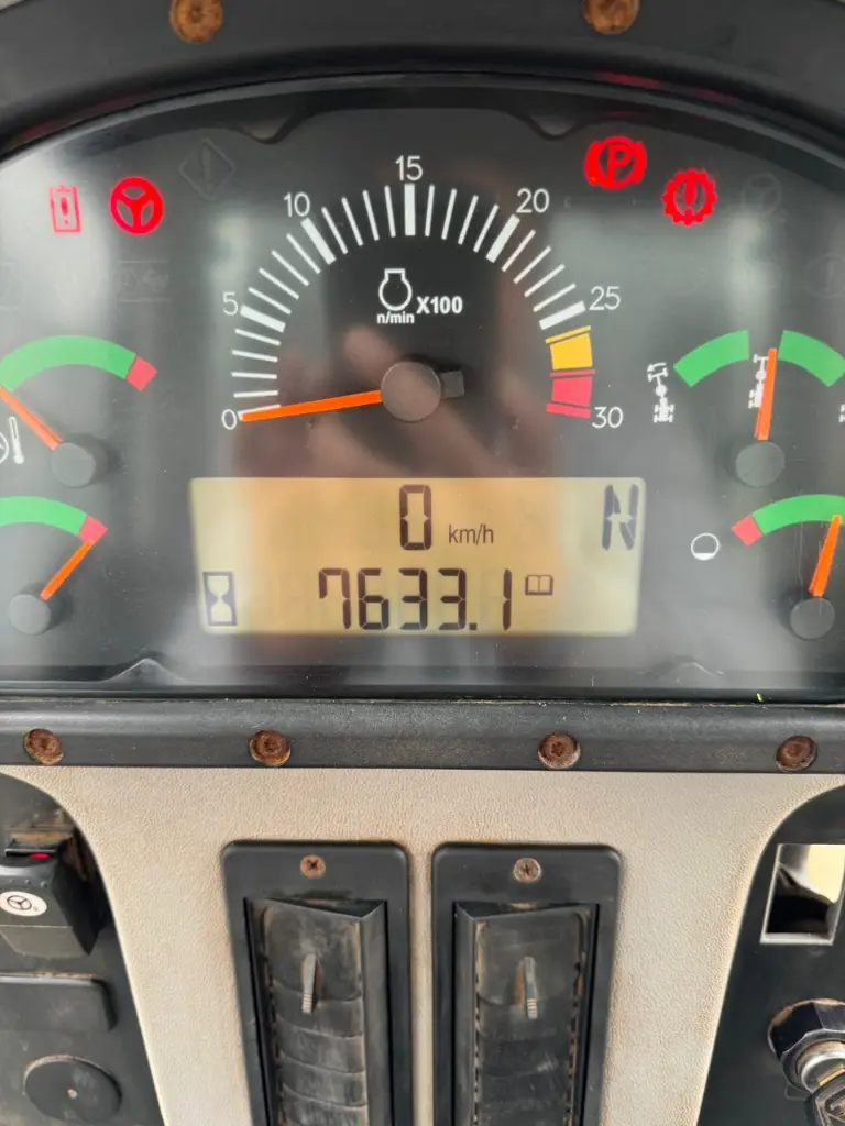 CAT 150 AWD AÑO 2021 7,628 HORAS HORAS