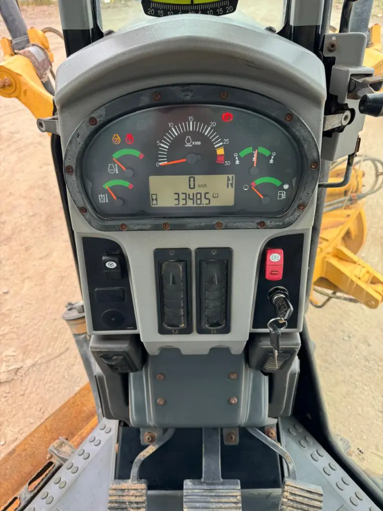 CAT 150 SN 0381 (10).webp