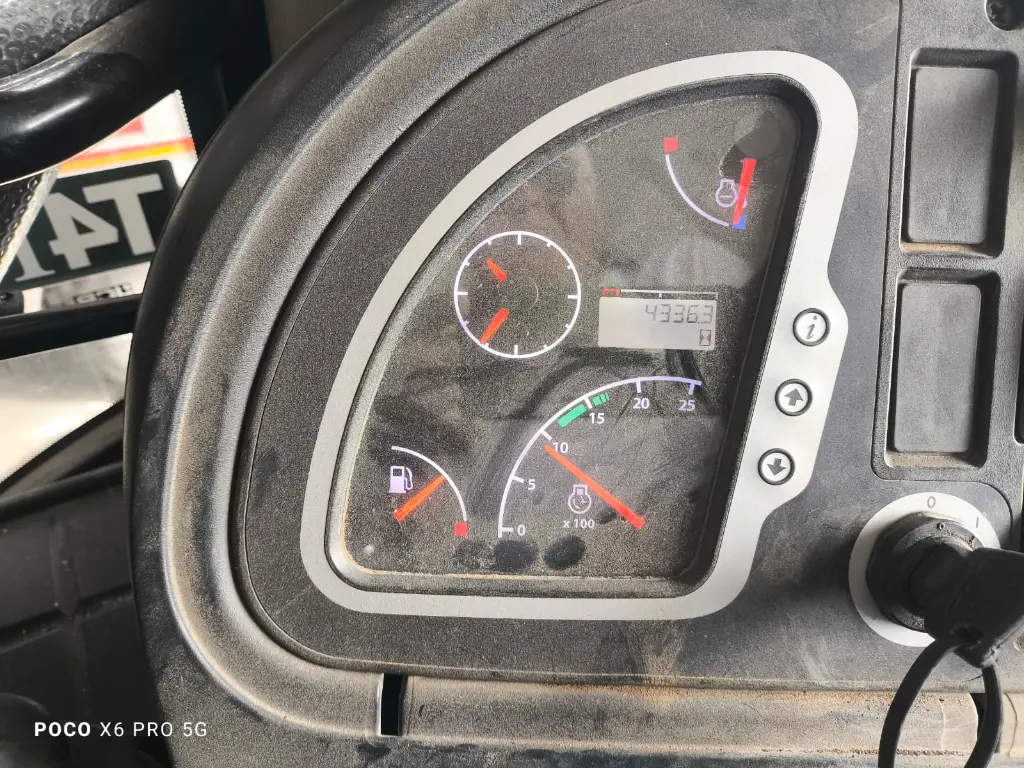 JCB 3CX ECO 2019 3400 HORAS SN 6644_3.webp