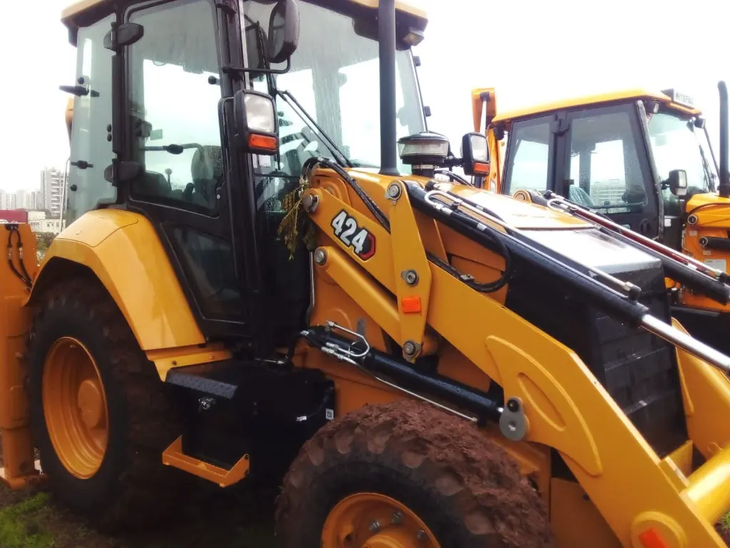 CAT 424