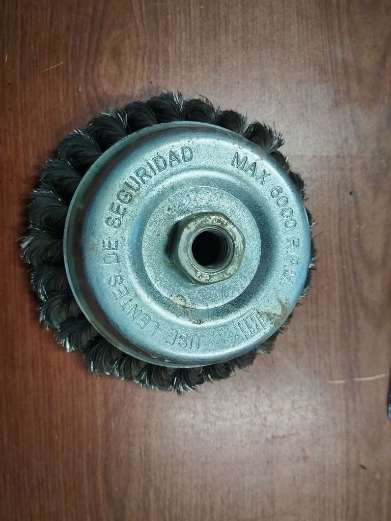 CARDA DE COPA ALAMBRE TRENZADO 5" NUEVA HT 120408