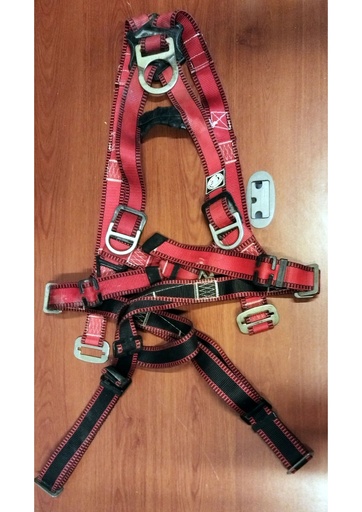 ARNES DE SEGURIDAD MARCA GOLDEN EAGLE  (USADO)